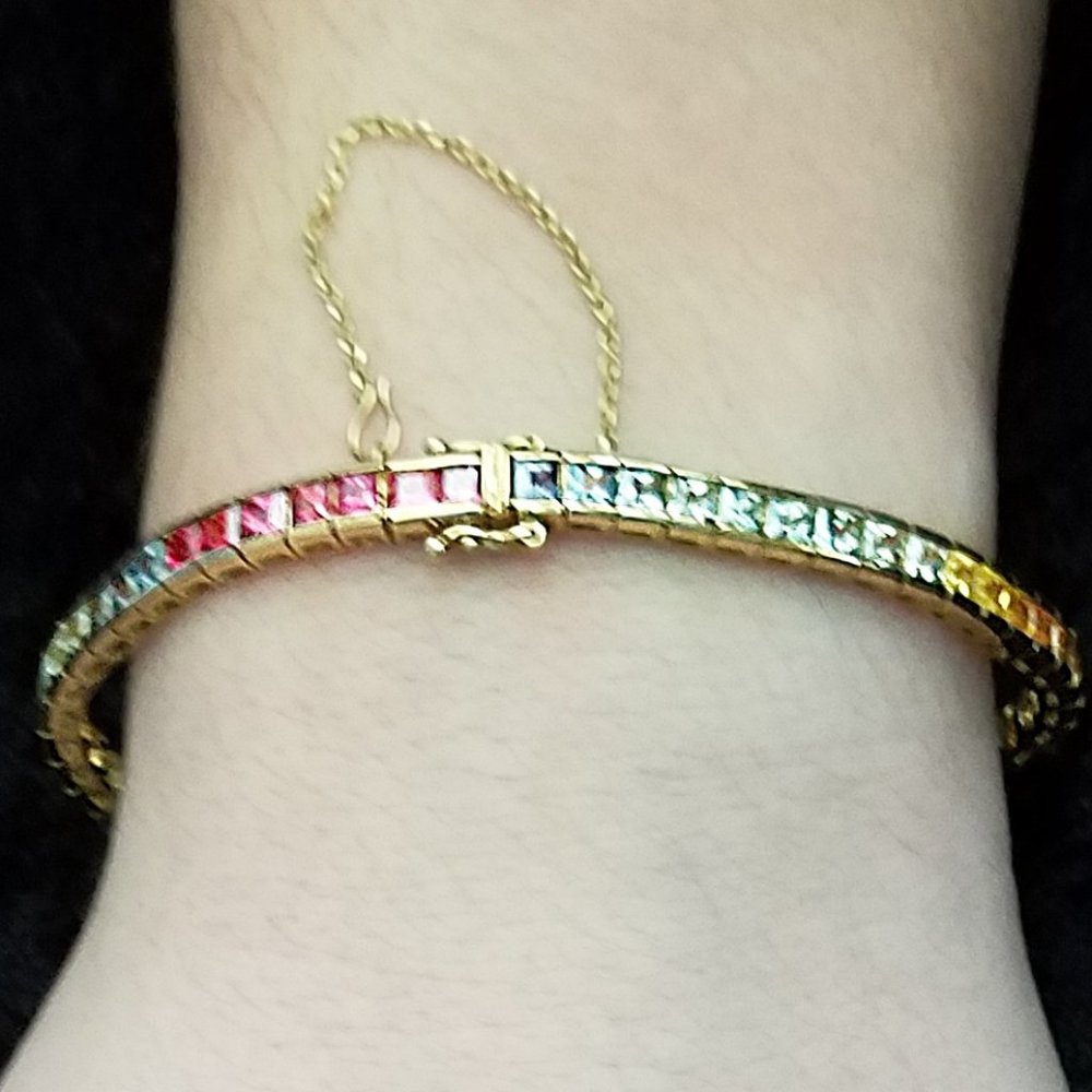 Rainbow Sapphire 18Kt, Princess Cut, Natural Square Sapphires, Tennis Bracelet - Picture 6 of 13